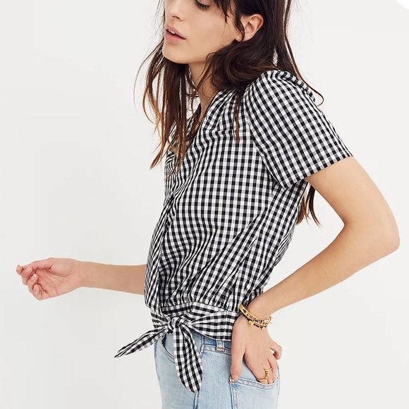 ‼️ NAME YOUR PRICE /// DONATING THU 5/11 ‼️
 Madewell Short-Sleeve Wrap Top - Picture 3 of 6